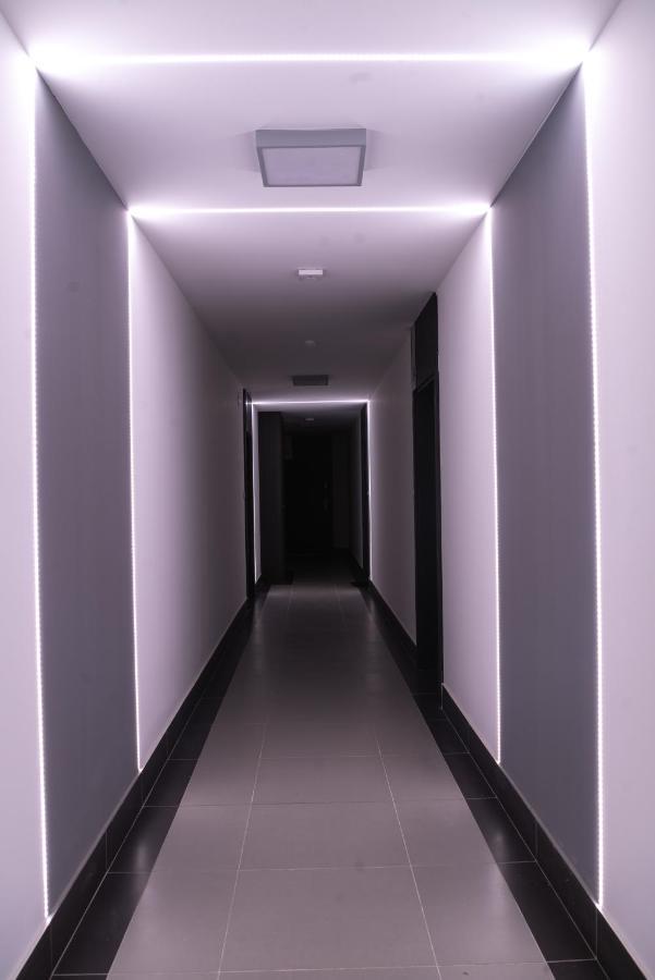 Apartament Niebieski - Okrzei เคียลเซ ภายนอก รูปภาพ