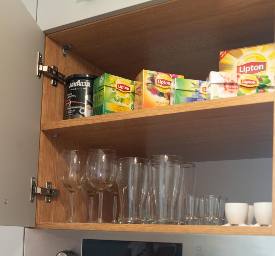 Apartament Niebieski - Okrzei เคียลเซ ภายนอก รูปภาพ
