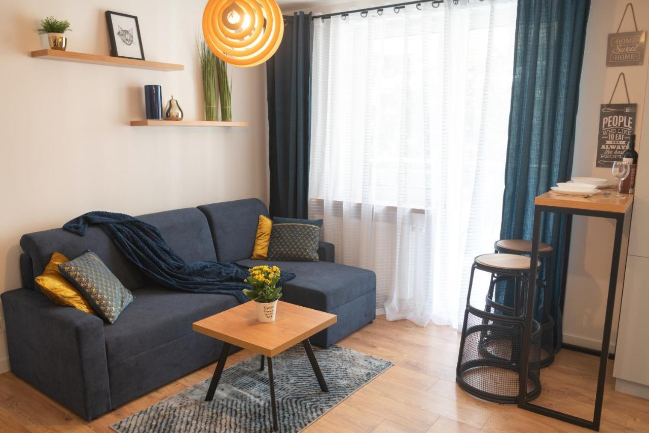 Apartament Niebieski - Okrzei เคียลเซ ภายนอก รูปภาพ