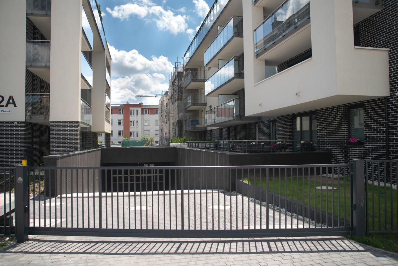 Apartament Niebieski - Okrzei เคียลเซ ภายนอก รูปภาพ